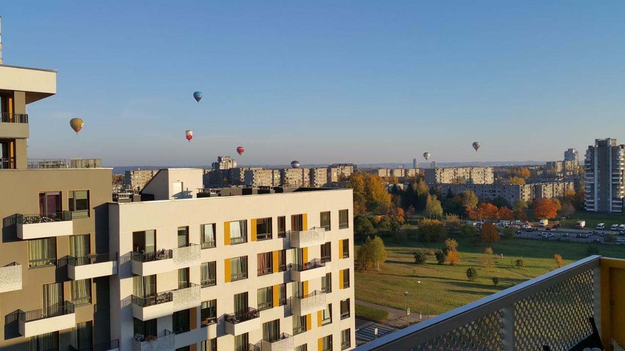 Apartments Vilnius 1 Near Center With A Roof Terrace And Parking Bagian luar foto