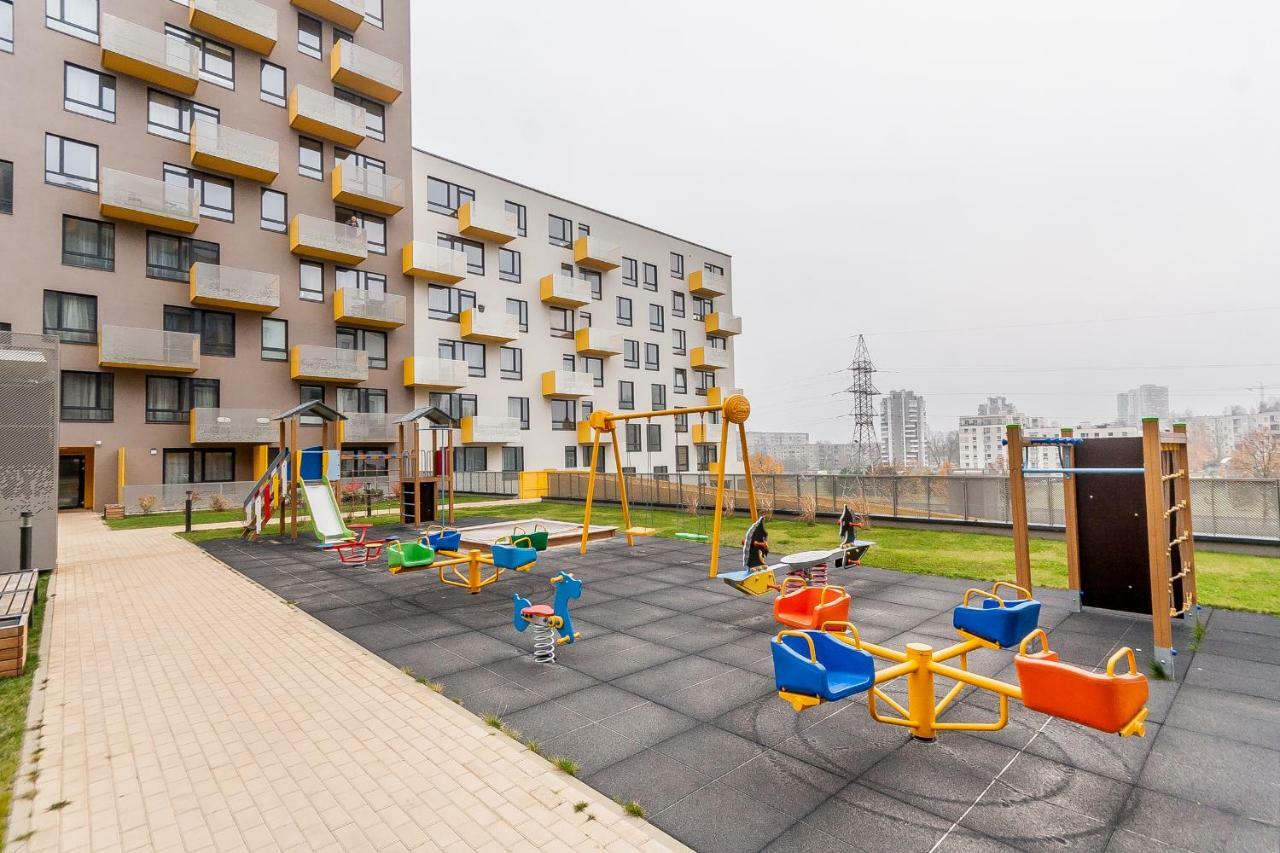 Apartments Vilnius 1 Near Center With A Roof Terrace And Parking Bagian luar foto